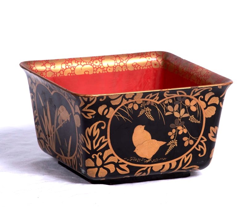 Japan, Meiji Era - Quadrilobed Lacquer Cup Decorated With Butterfly, Bird And Vegetation-photo-3