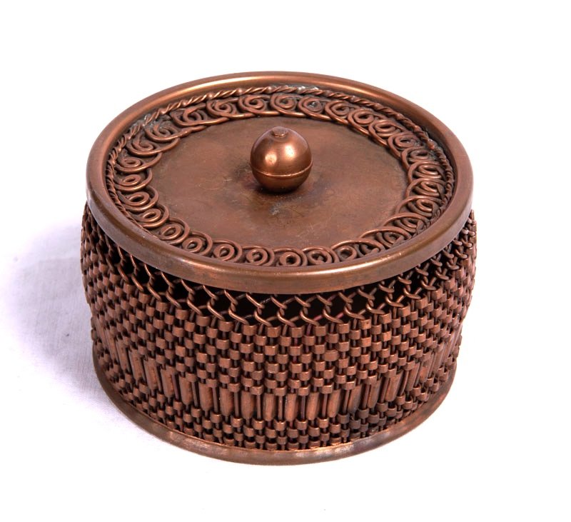 Germany Or Austria, 1920-1930 - Art Deco Box In Copper And Braided Copper With Small Socket