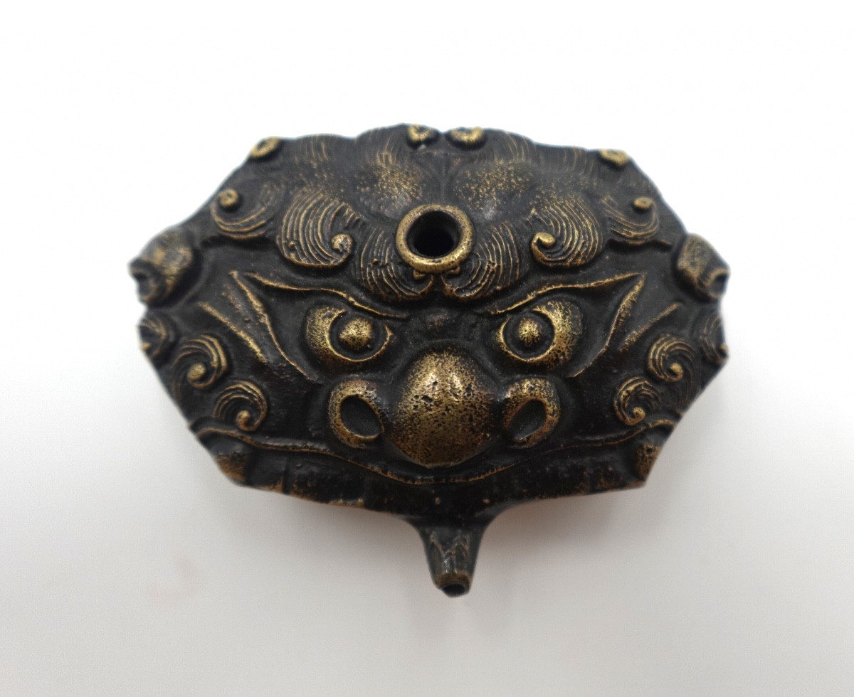Japan Meiji Period – Suiteki Bronze Water Dropper In The Shape Of A Gardian Lion (shishi) Head
