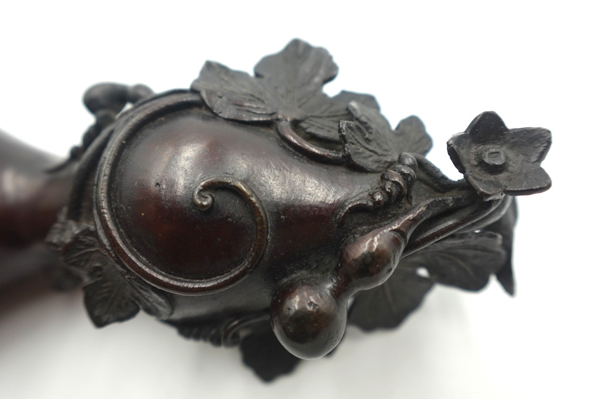 Japon, époque Meiji (1868-1912) - Vase à fleurs (hanaike) en bronze -photo-4