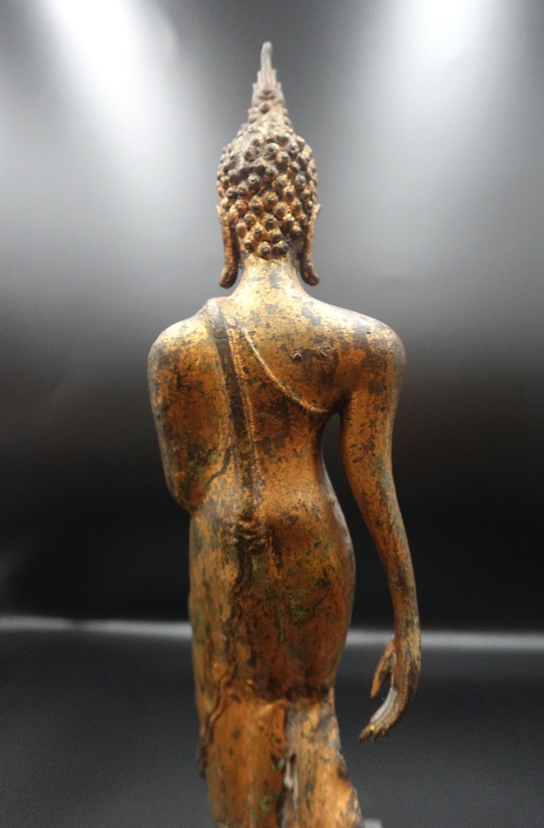Thaïlande, 18ème siècle - Bouddha marchant en bronze doré style Sukhothaï-photo-6