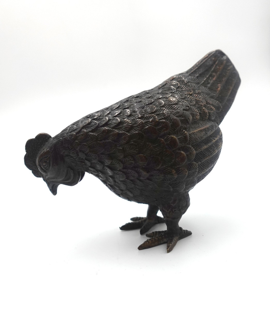 Japon, époque Meiji (1868–1912) - Poule en bronze patiné-photo-2