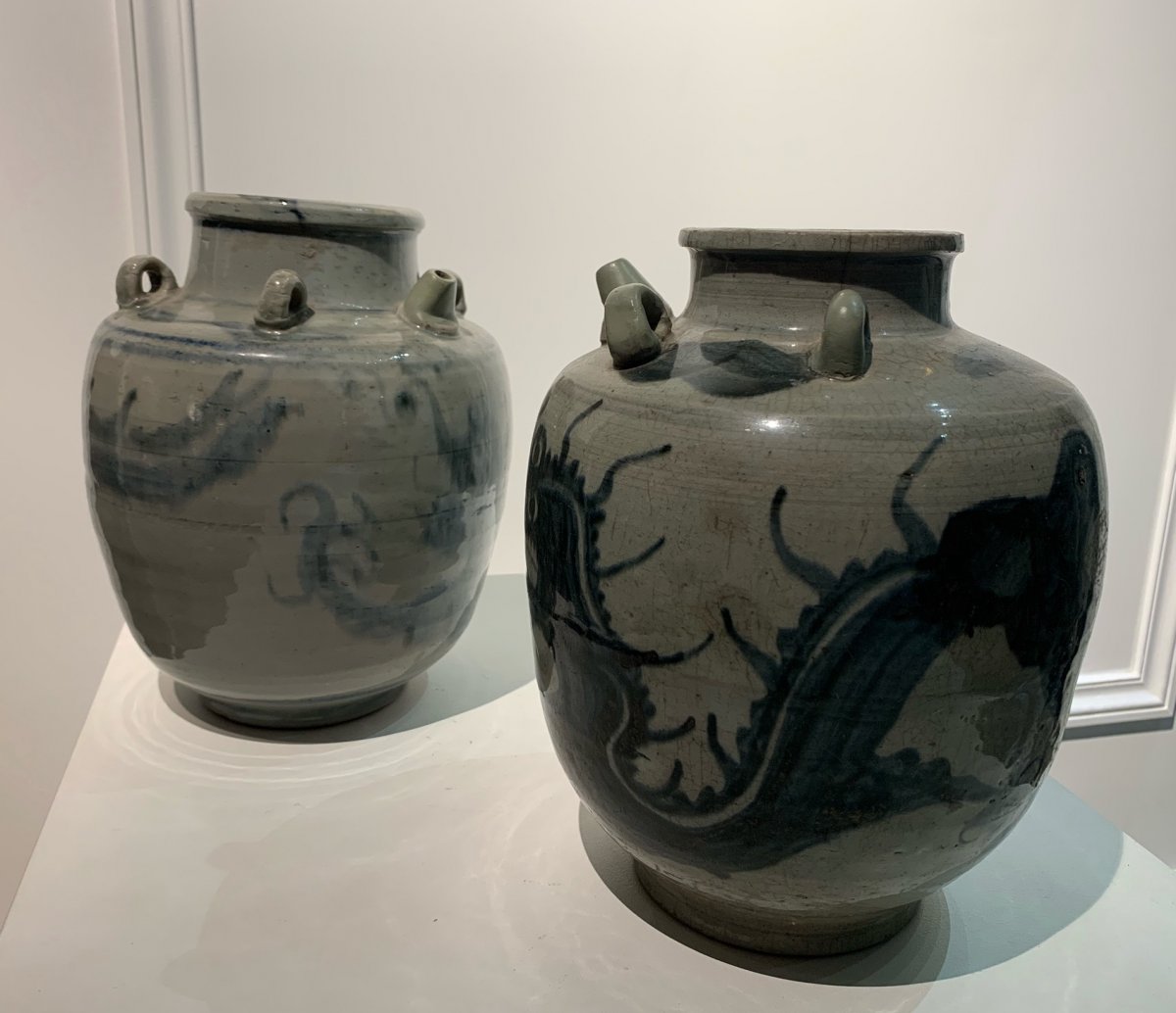 Ovoid Chinese Jars In The White And Blue Style With Dragons-photo-4