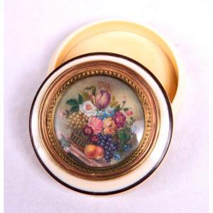 Round Snuff Box Decorated With A Polychrome Miniature Depicting A Flower Basket