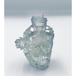 Small Covered Vase - Rock Crystal With Relief Decor - China - 20th Century. 