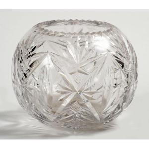 Vase Boule En Cristal De Saint-louis Avec Décors De Fleurs Taillées. 