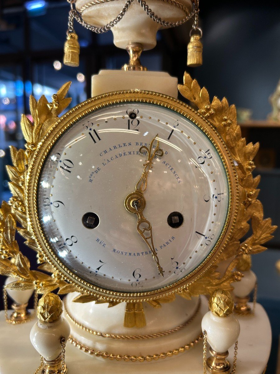 Portico Clock In Marble And Gilt Bronze Signed Charles Bertrand, Louis XVI Period-photo-2