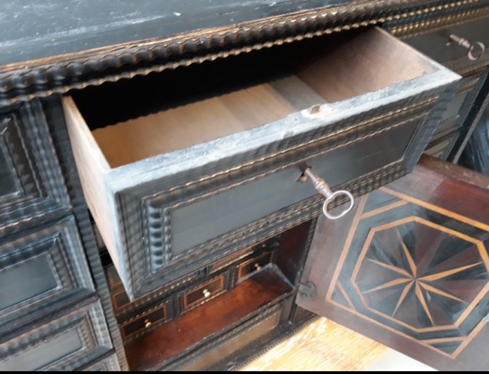 Cabinet In Ebony 17th Century-photo-2