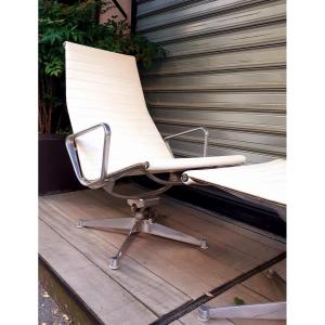 Charles Eames. Swivel Armchair E124 And Its Ottman. 1st Edition Herman Miller