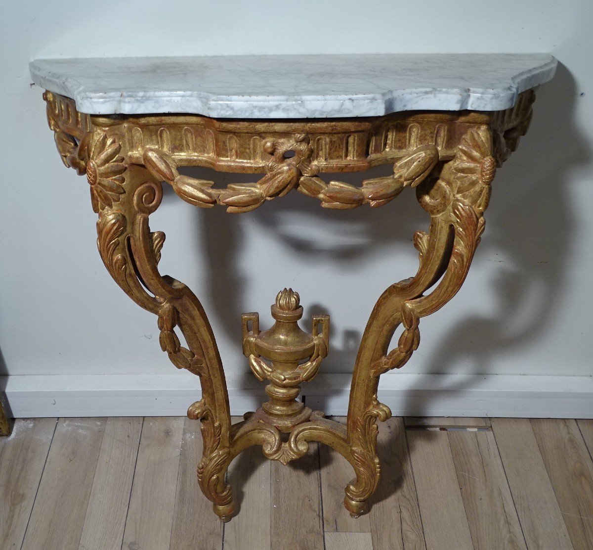 Console d'époque Louis XV En Bois Doré XVIII ème Siècle-photo-2