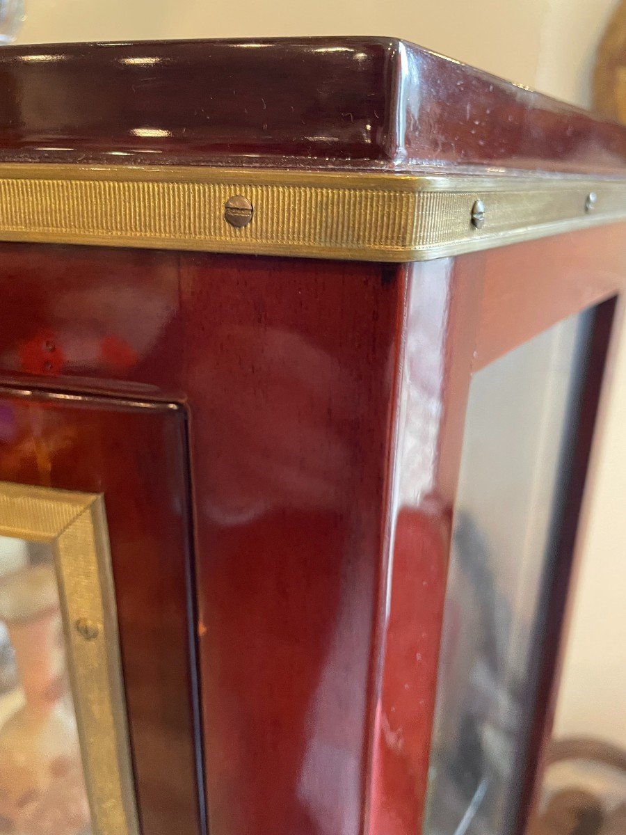 Vitrine 1925 En Acajou A Pan Coupé -photo-4
