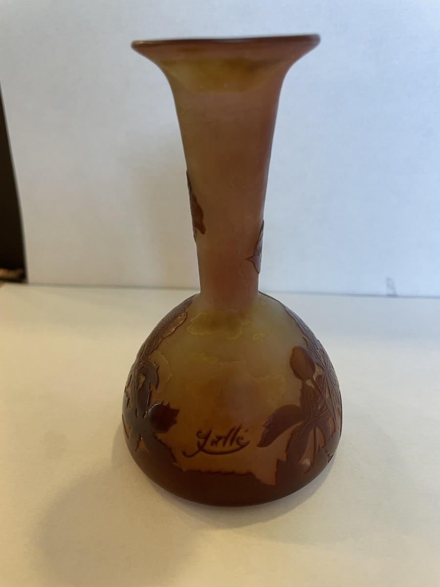 Miniature Gallé Vase In Multi-layered Glass With Acid-erased Floral Decor, Signed  -photo-3