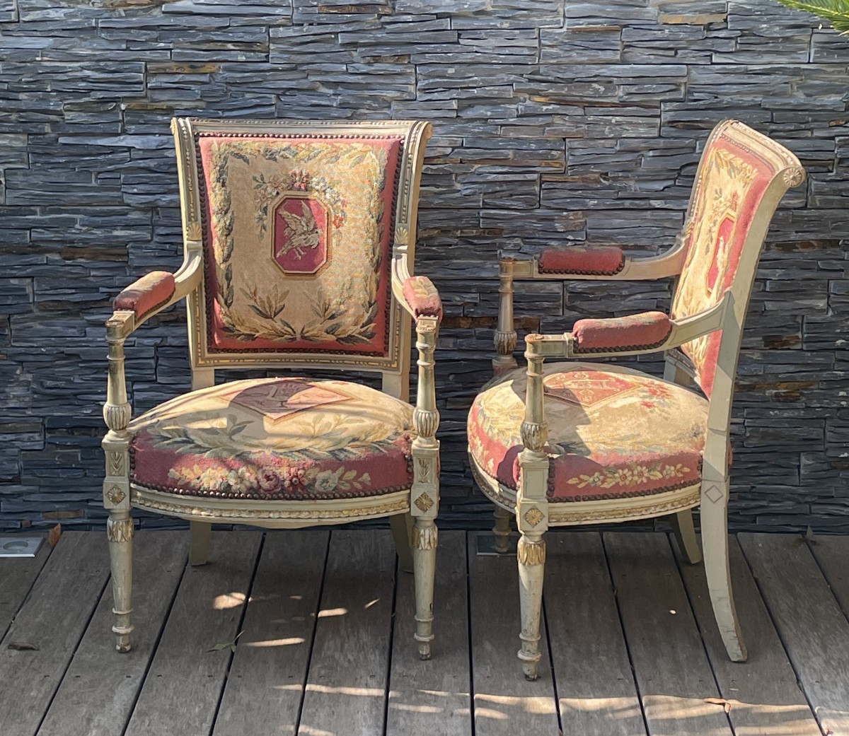 Paire de Fauteuils en bois Peint de style Directoire époque XIX éme