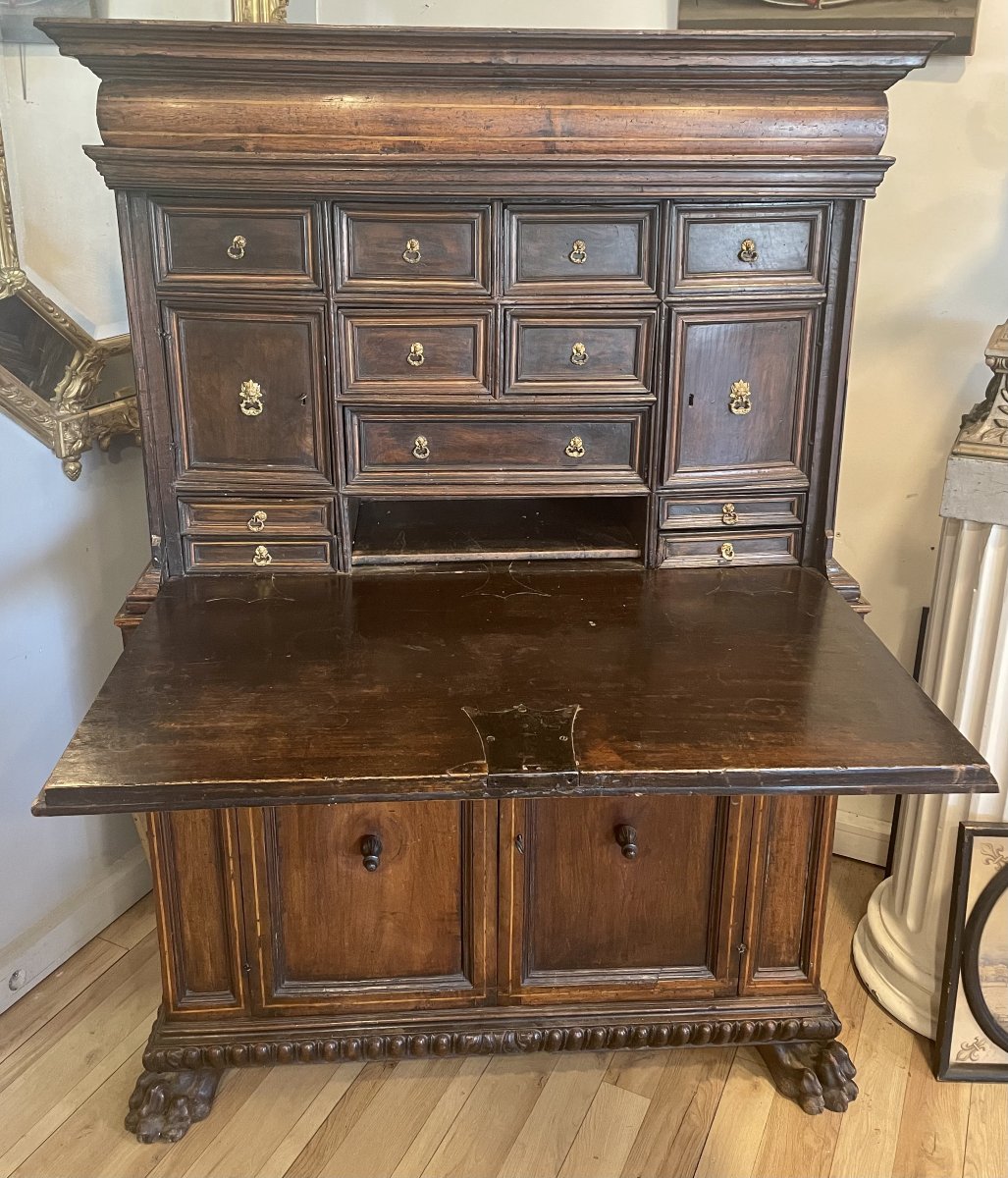Cabinet Meuble italien en noyer  époque XVII eme siécle-photo-2