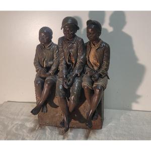 Goldsheider, "terracotta": Three Children At The Photographer's Studio, Circa 1893