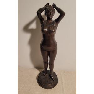 Woman Sculpture In Bronze Art Deco Period Signed Gibert