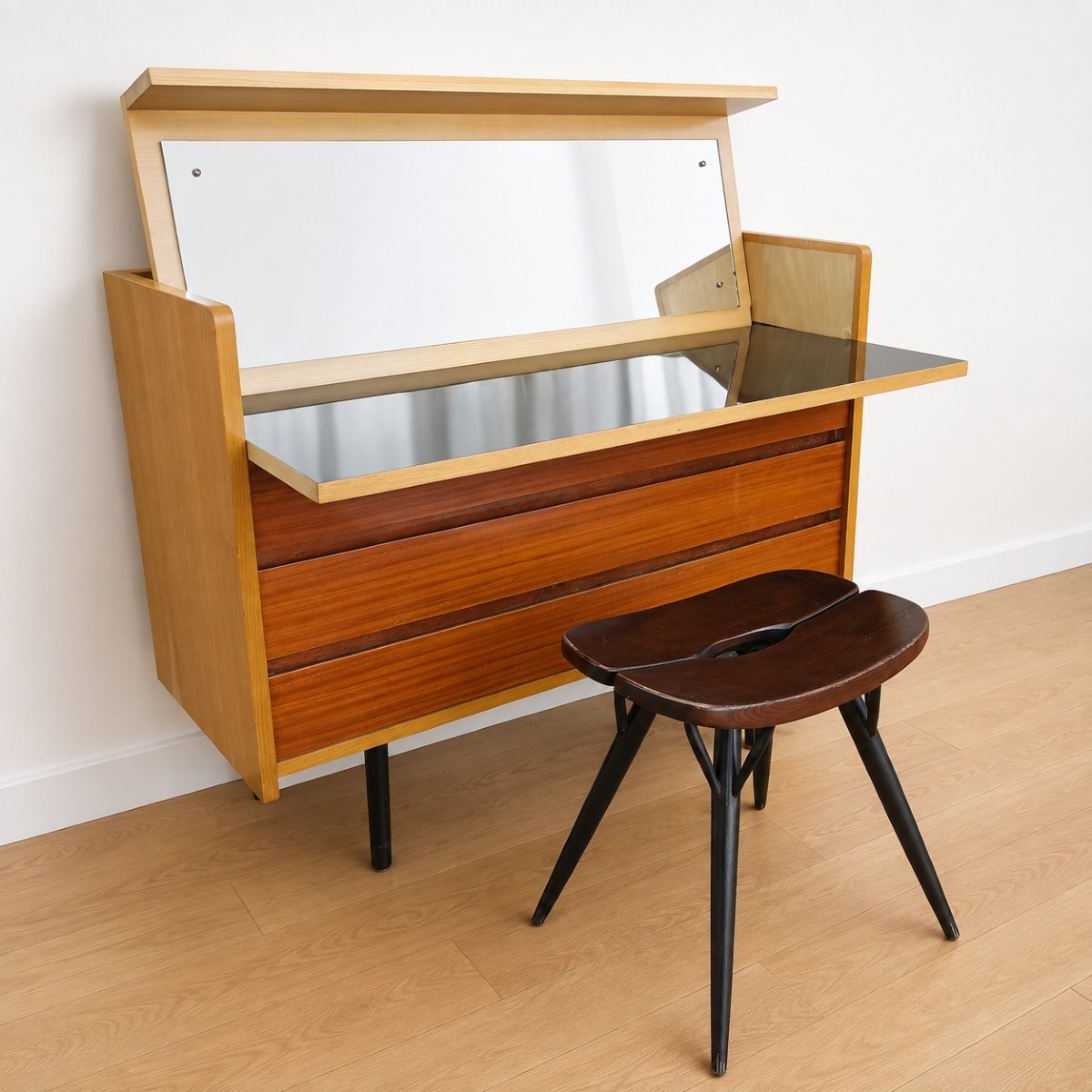 Coiffeuse De Joseph André Motte -photo-2