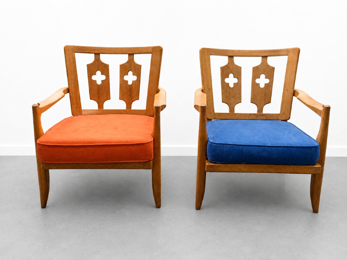 Paire de fauteuils  Guillerme et Chambron 