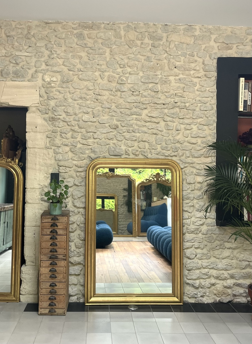Miroir Louis-Philippe perlé doré à la feuille d’or décor géométrique 146cm/98cm