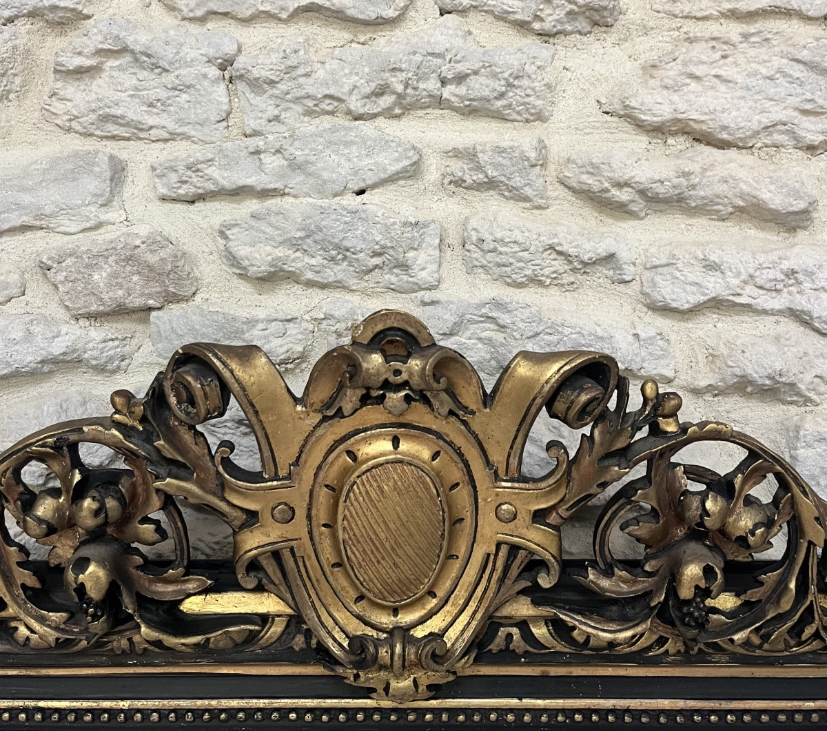 Miroir à fronton époque Napoléon III 174,5cm/107,5cm présence de feuille d’or -photo-1