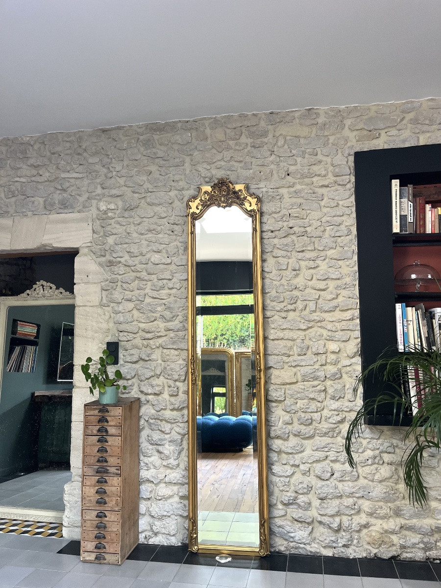 Miroir d’entre-deux 238,5cm/51cm à frontons doré à la feuille d’or glace biseautee, boiserie -photo-4