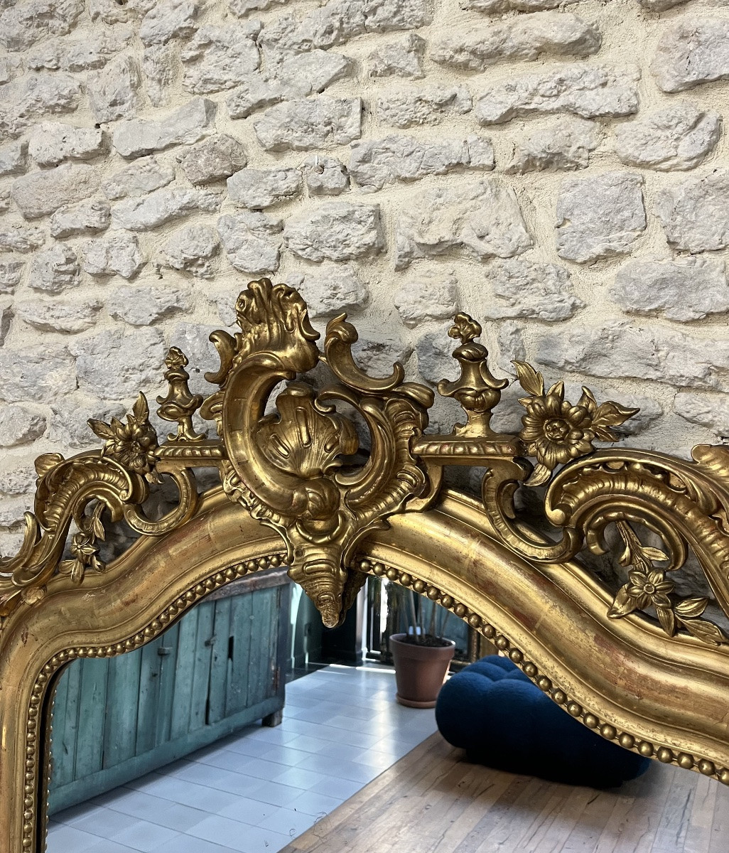 Miroir à frontons et perlé 160cm doré à la feuille d’or glace au mercure, trumeau de cheminée -photo-2