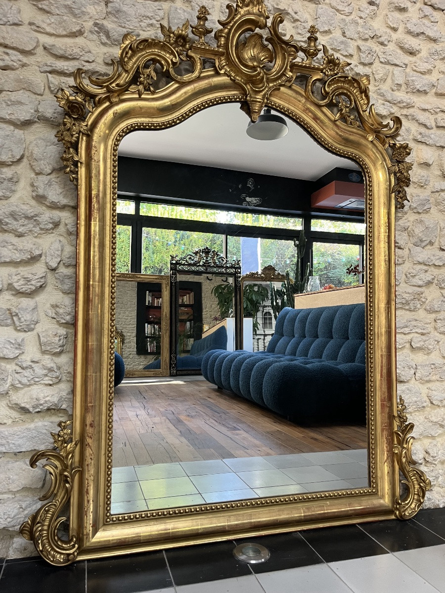 Miroir à frontons et perlé 160cm doré à la feuille d’or glace au mercure, trumeau de cheminée -photo-3