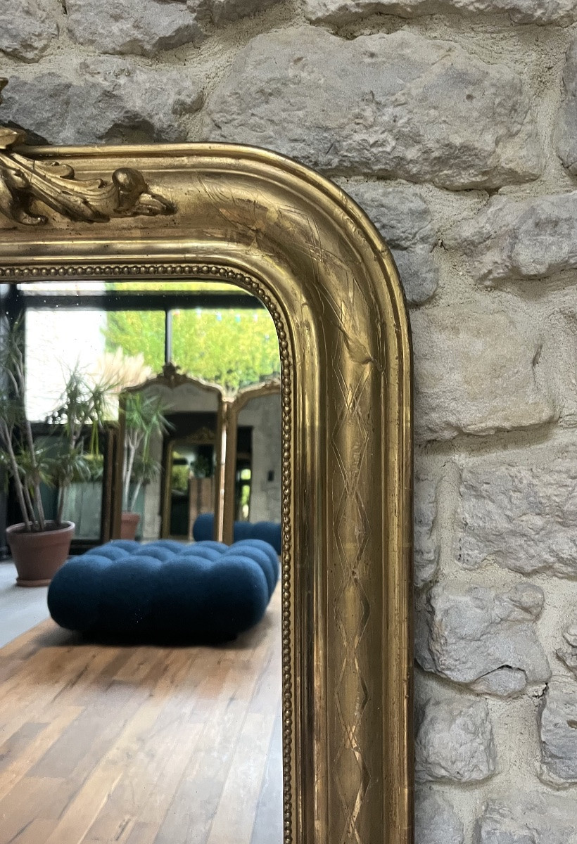Miroir ancien Louis-Philippe à fronton et perlé 127cm/69,5cm doré à la feuille d’or trumeau -photo-5