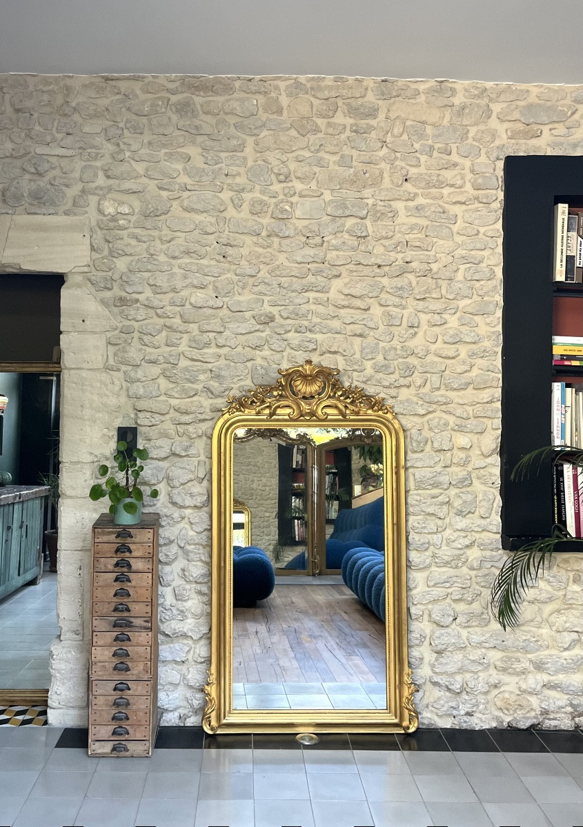 Miroir ancien Louis-Philippe à fronton 160/93cm doré à la feuille d’or, glace au mercure 