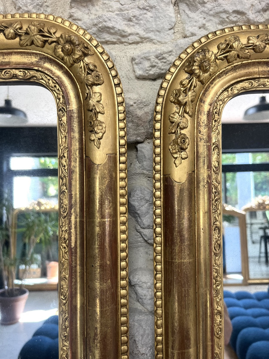 Paire de miroirs anciens Louis-Philippe 52,5/44cm doré à la feuille d’or moulures florales  -photo-3