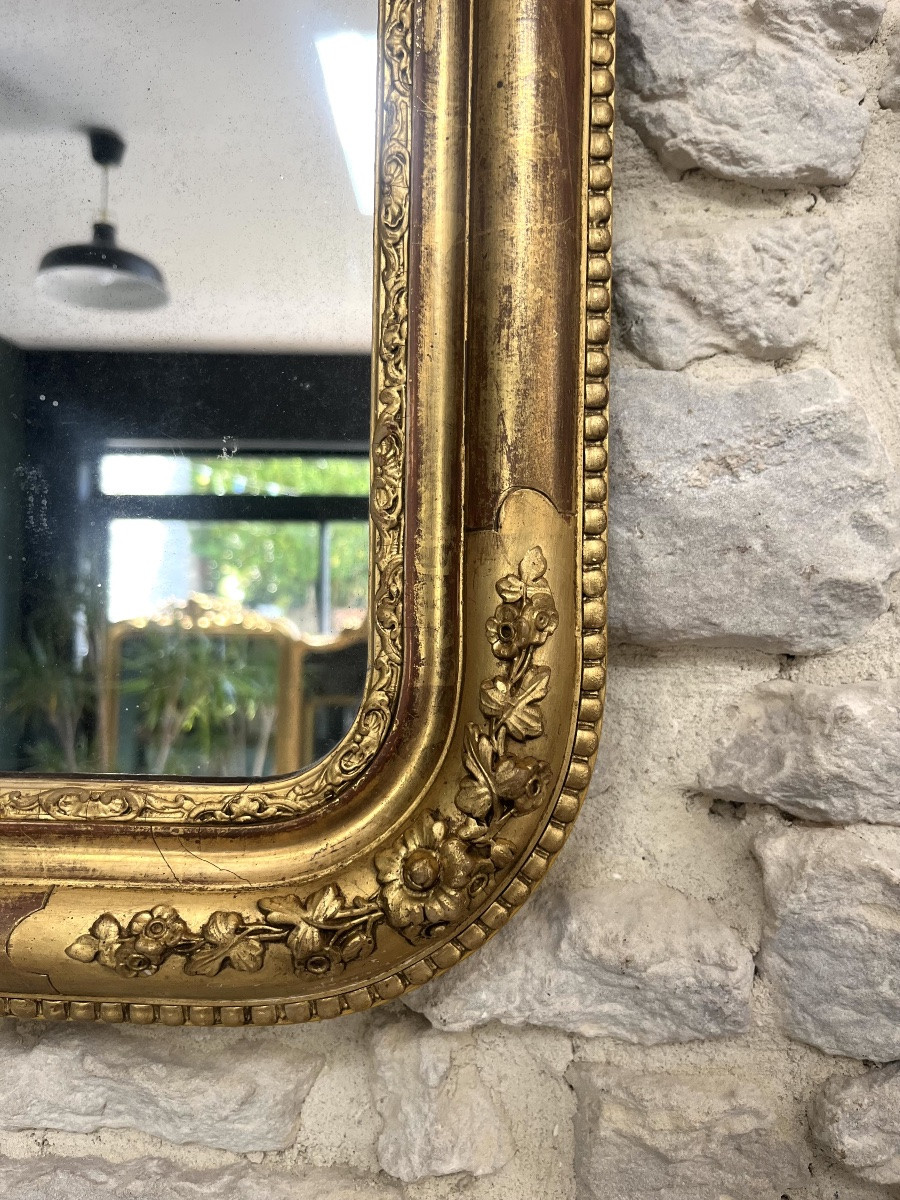 Paire de miroirs anciens Louis-Philippe 52,5/44cm doré à la feuille d’or moulures florales  -photo-2