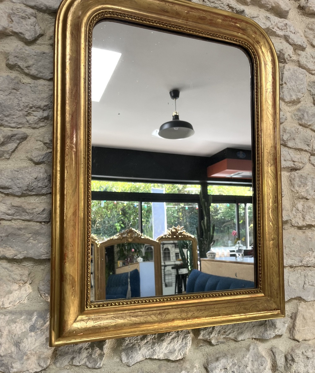 Miroir ancien Louis-Philippe 67,5cm/49,5cm perlé doré à la feuille d’or décor florale-photo-2