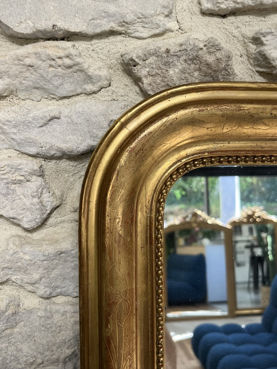 Miroir ancien Louis-Philippe 67,5cm/49,5cm perlé doré à la feuille d’or décor florale-photo-4