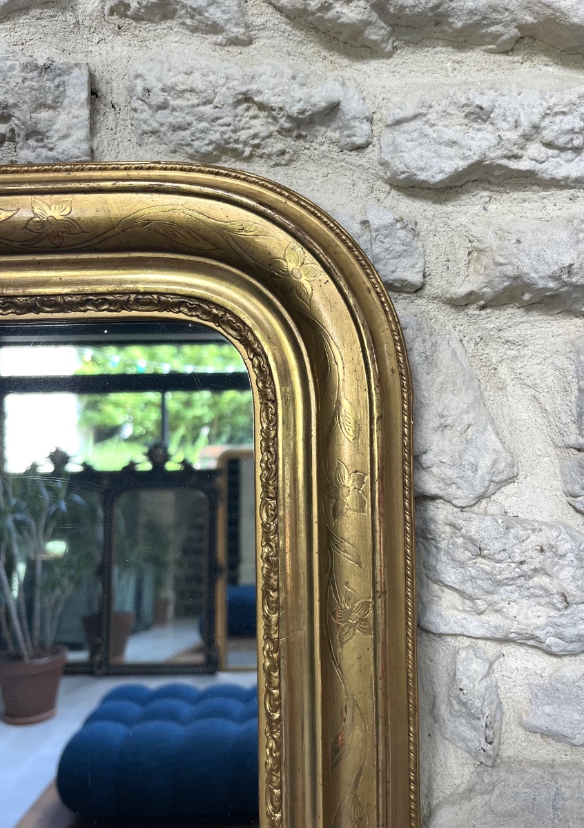 Paire de miroirs anciens  Louis-Philippe 44cm/39,5cm doré à la feuille d’or , glace mercure. -photo-2