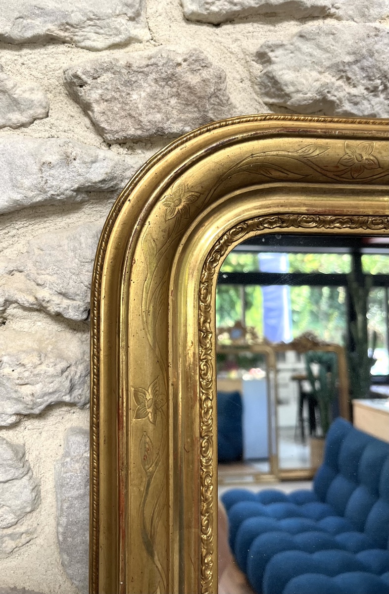 Paire de miroirs anciens  Louis-Philippe 44cm/39,5cm doré à la feuille d’or , glace mercure. -photo-6