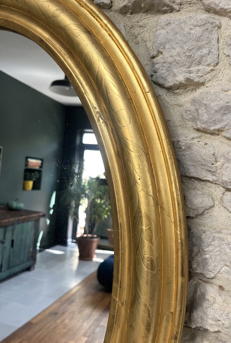 Oval Mirror, 83.5 X 65 Cm, Gilded With Gold Leaf And Featuring A Floral Design; Antique Mirror From The Late 19th To Early 20th Century-photo-4