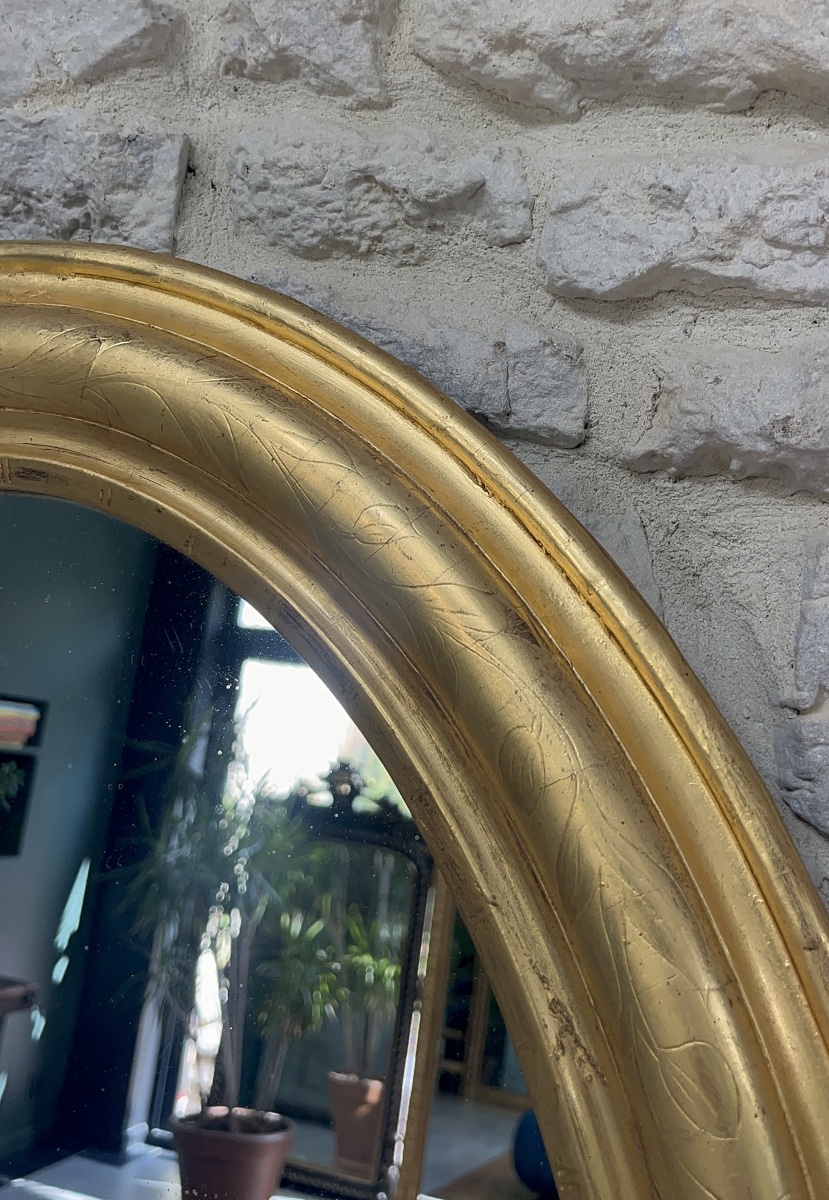 Oval Mirror, 83.5 X 65 Cm, Gilded With Gold Leaf And Featuring A Floral Design; Antique Mirror From The Late 19th To Early 20th Century-photo-1