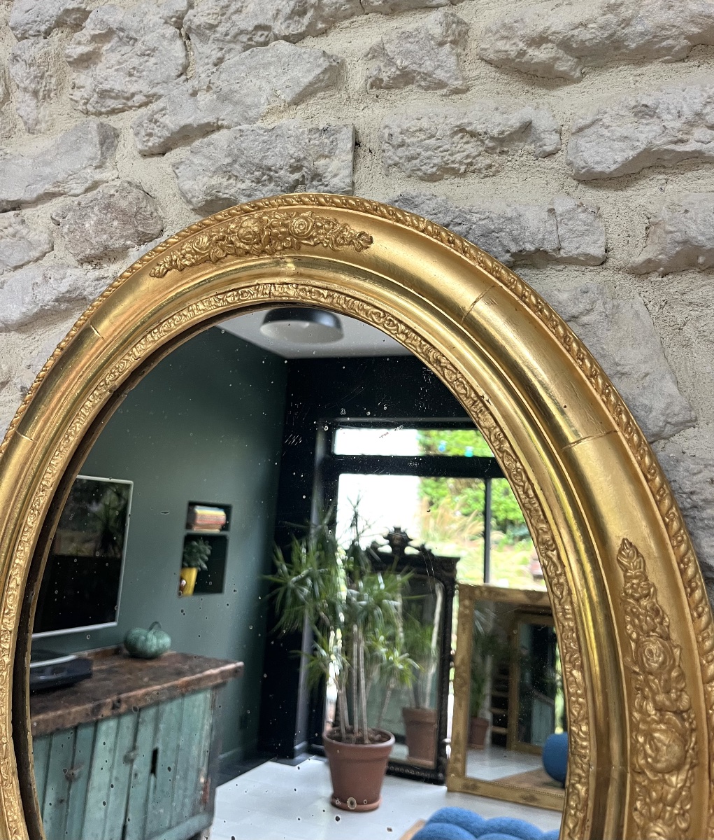 Miroir ovale moulure florale 59/50,5cm doré à la feuille d’or époque fin 19ème, glace  -photo-2