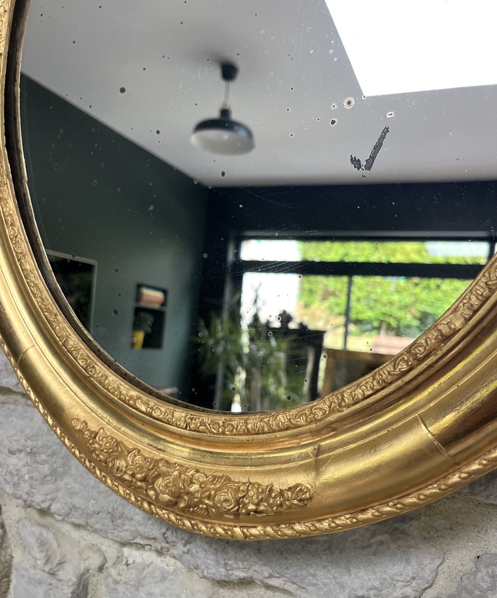 Miroir ovale moulure florale 59/50,5cm doré à la feuille d’or époque fin 19ème, glace  -photo-3