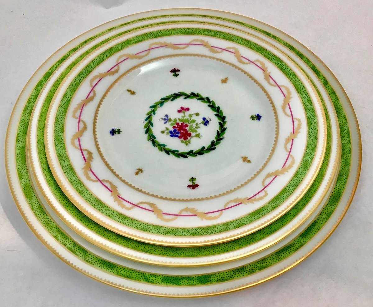 Haviland  Vieux Paris Dinner Service , 68 Pièces, 12 Place Settings 