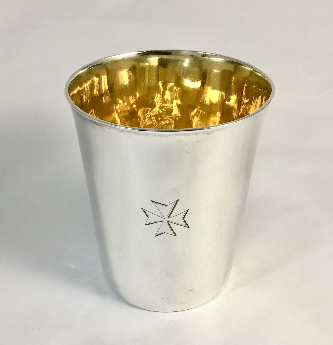Order Of The Bath, Large Officer's Beaker  In Solid Silver And Vermeil, Tria Juncta In Uno-photo-3
