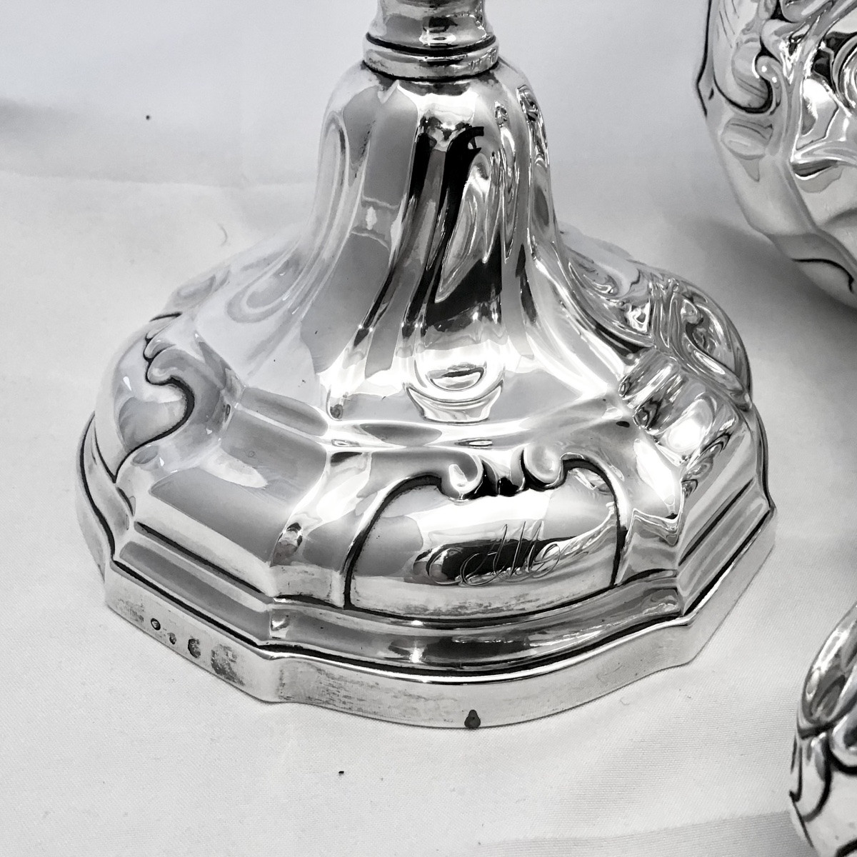 Antwerp 1772, Petrus Hoffinger, Pair Of Louis XV Style Candlesticks In Solid Silver -photo-3