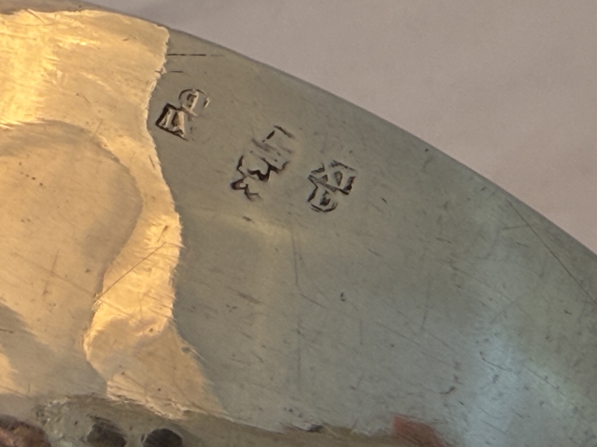 Lausanne 1750-1770, argent massif 916 \\% , écuelle, orfèvre illisible -photo-1