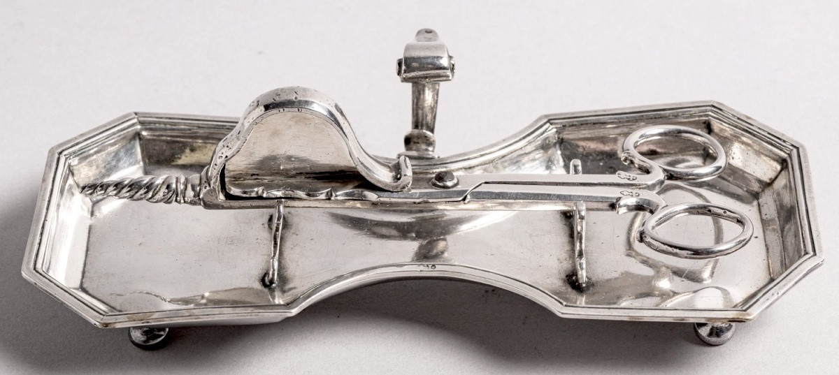 Toulouse 1714, Barthelemy Capdeville , Pair Of Snuffers With Their Original  Tray, Silver-photo-1