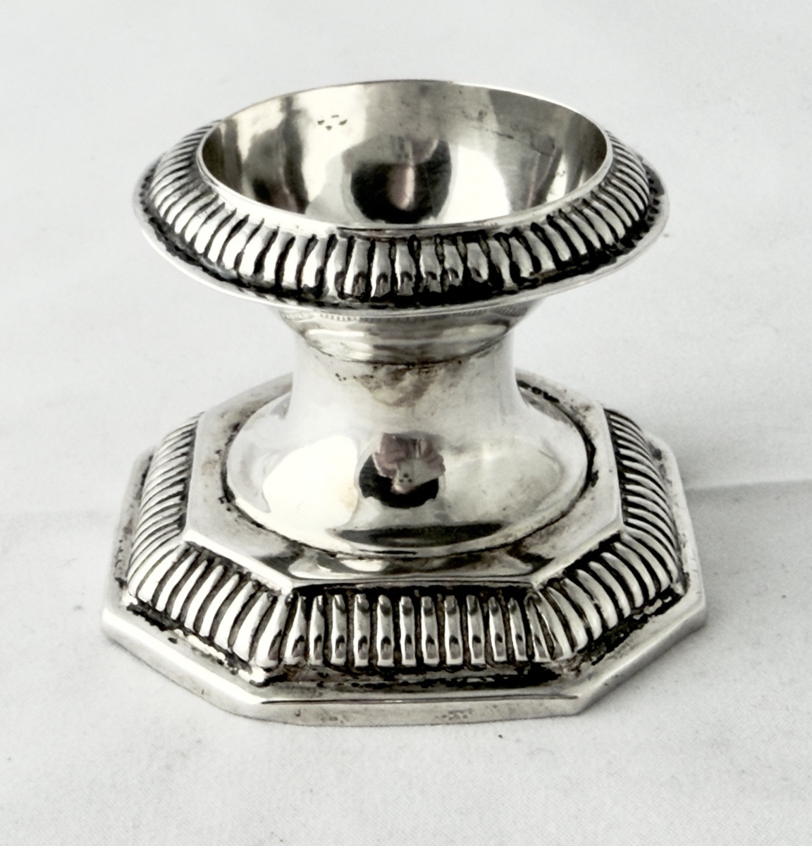 Saltcellar, 1700-1730, Sterling Silver, Former Southern Netherlands Trencher Salt 