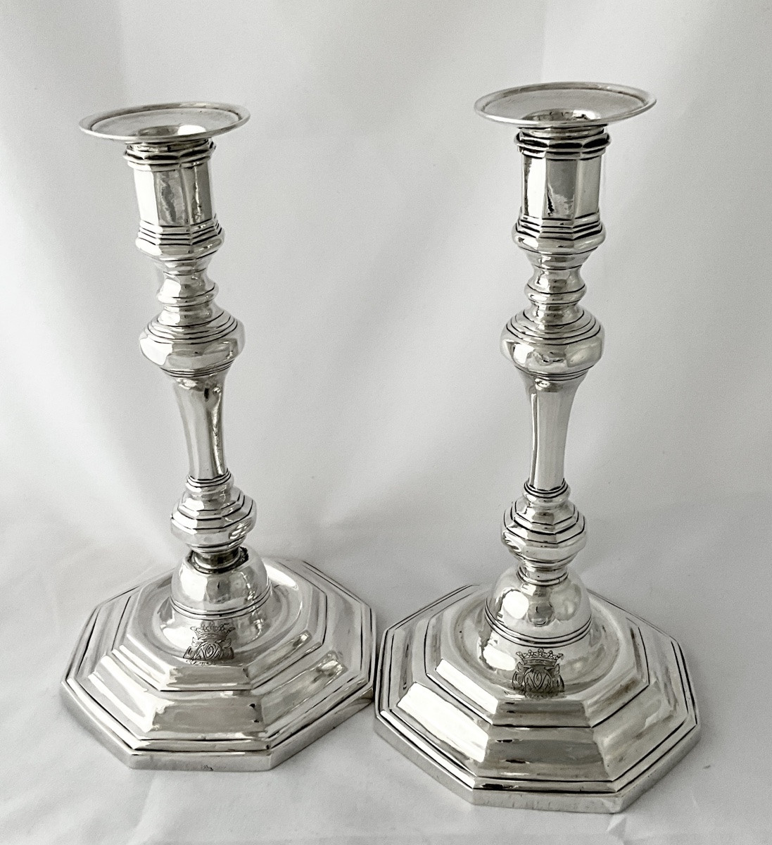 Rouen 1743-1745, argent massif , Jean-Baptiste Clavier, paire de flambeaux ou bougeoirs -photo-4