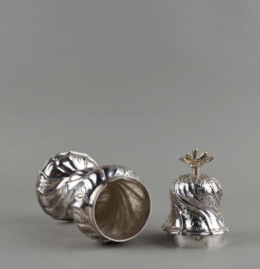 Liège 1750-1770, saupoudroir en argent , époque Louis XV -photo-2