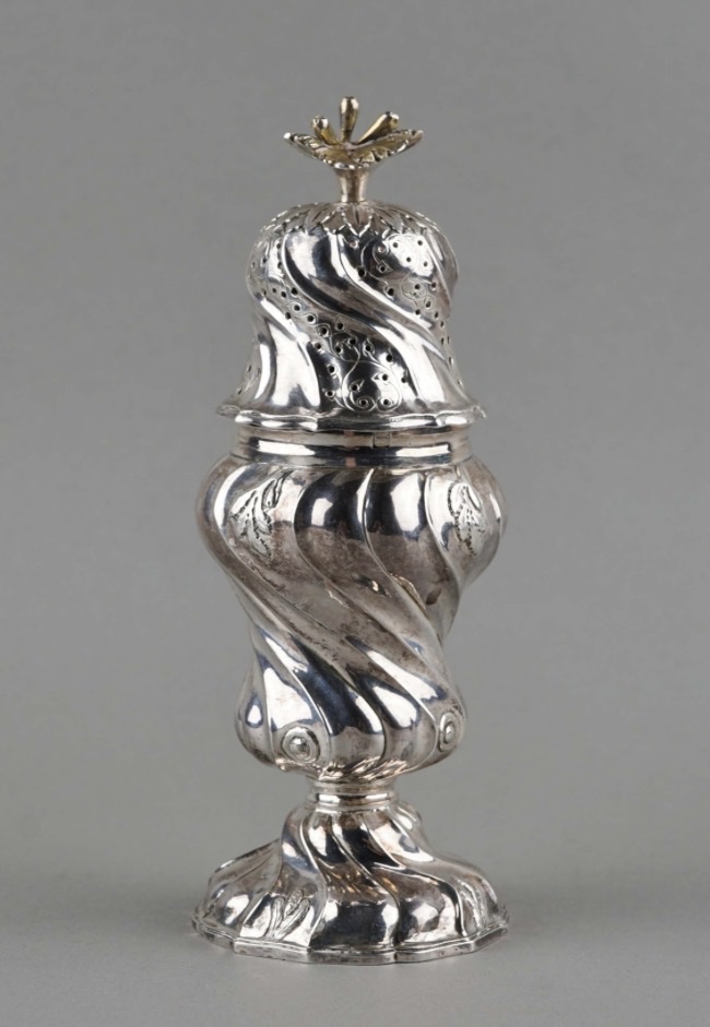 Liège 1750-1770, saupoudroir en argent , époque Louis XV 