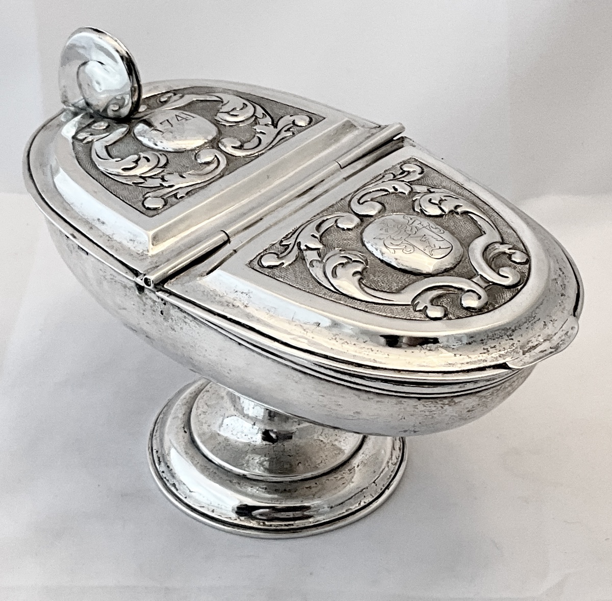 Liège, 1740, Dieudonné Crasset, Solid Silver Incense Shaker-photo-3