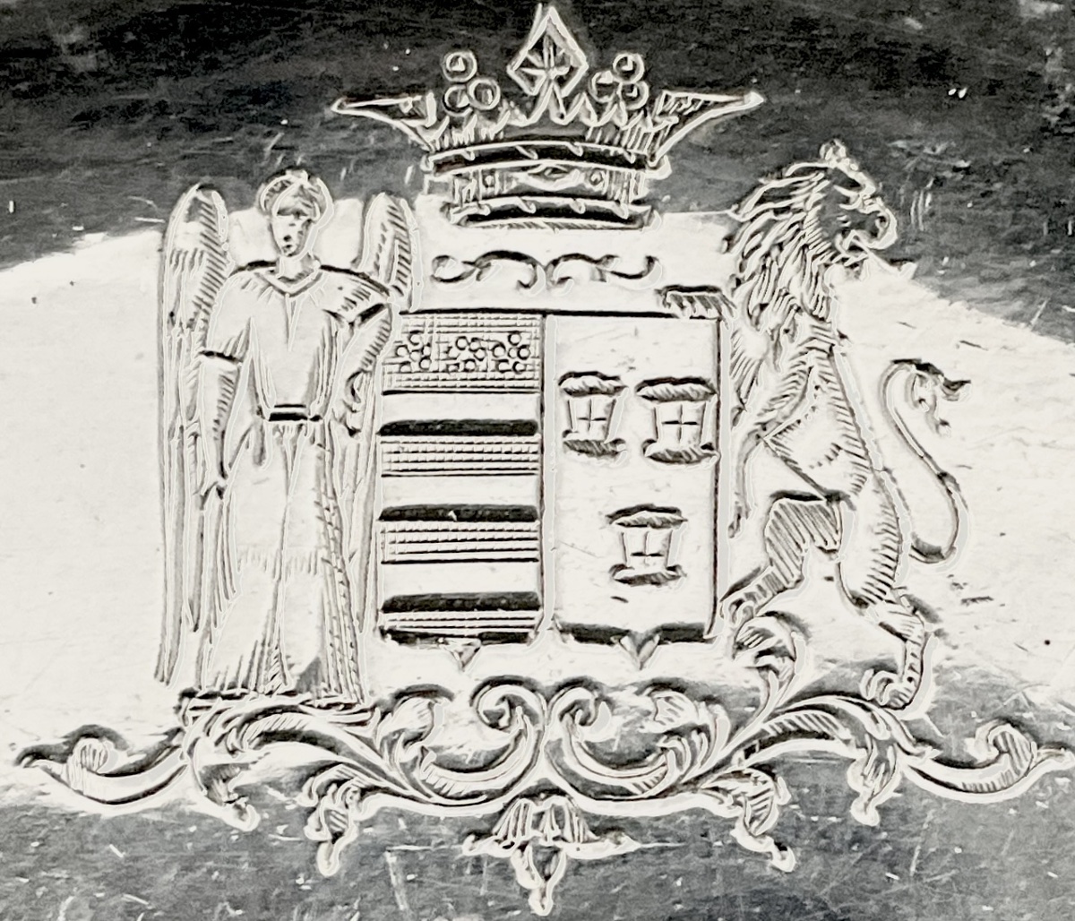 Poitiers1763, Marquis de Chavagnac, plat de service en argent massif, Pierre-Olivier Guidon